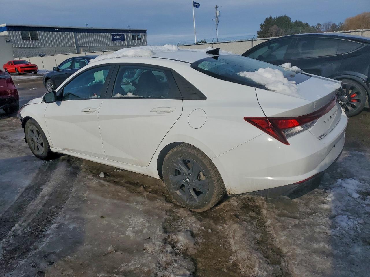 2022 HYUNDAI ELANTRA SEL photo 2