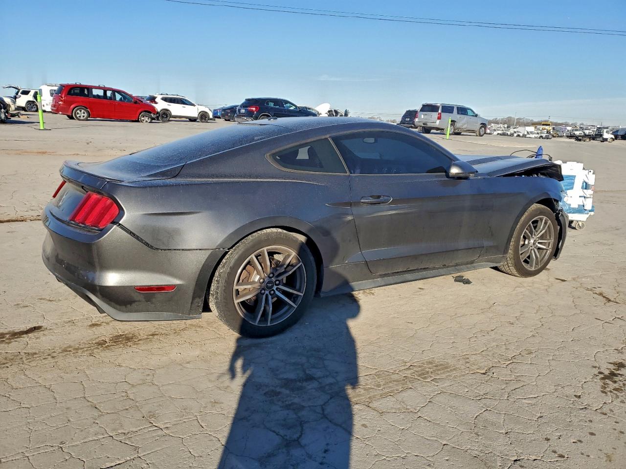 2017 FORD MUSTANG photo 3