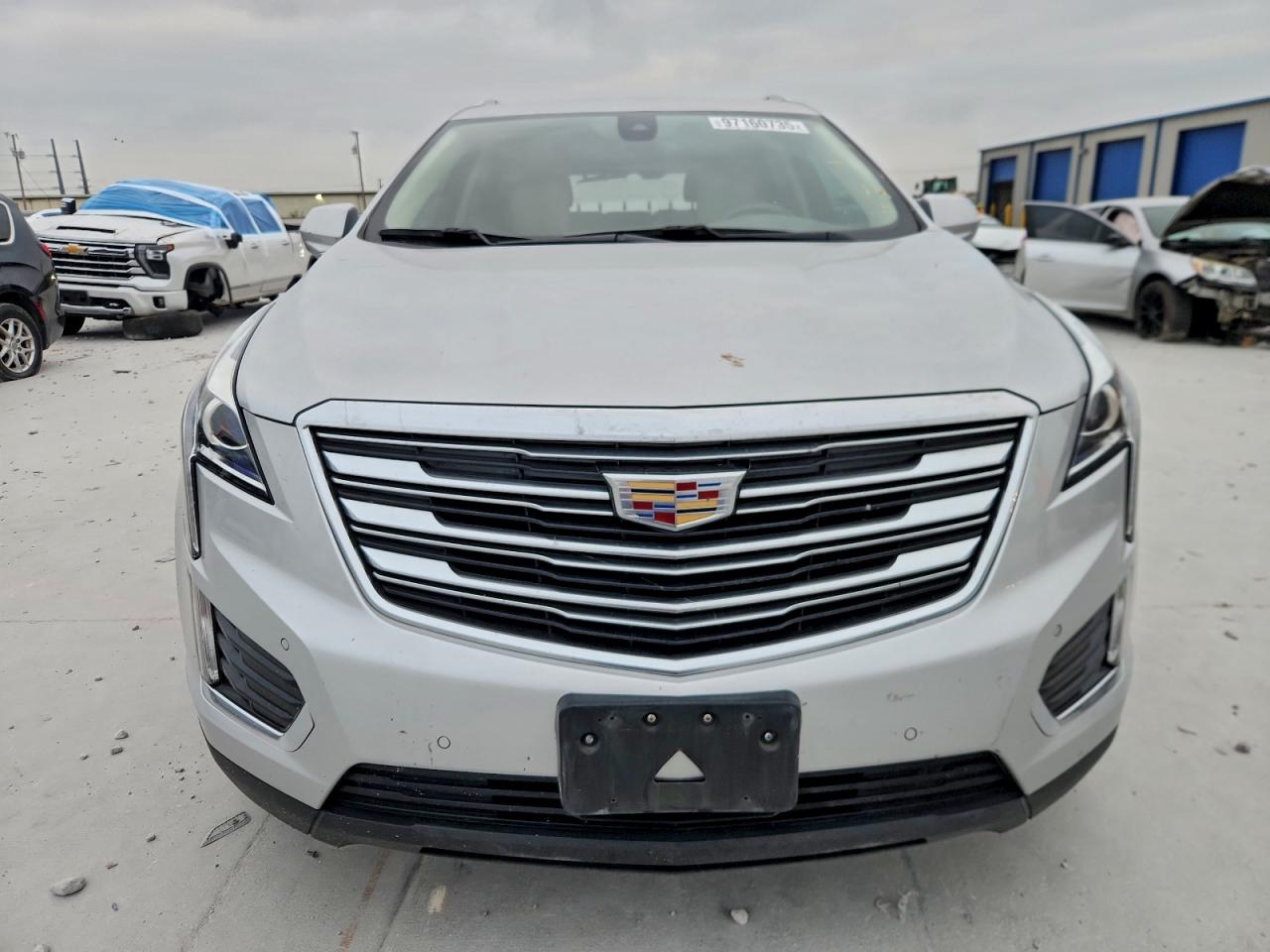 2018 CADILLAC XT5 LUXURY photo 5