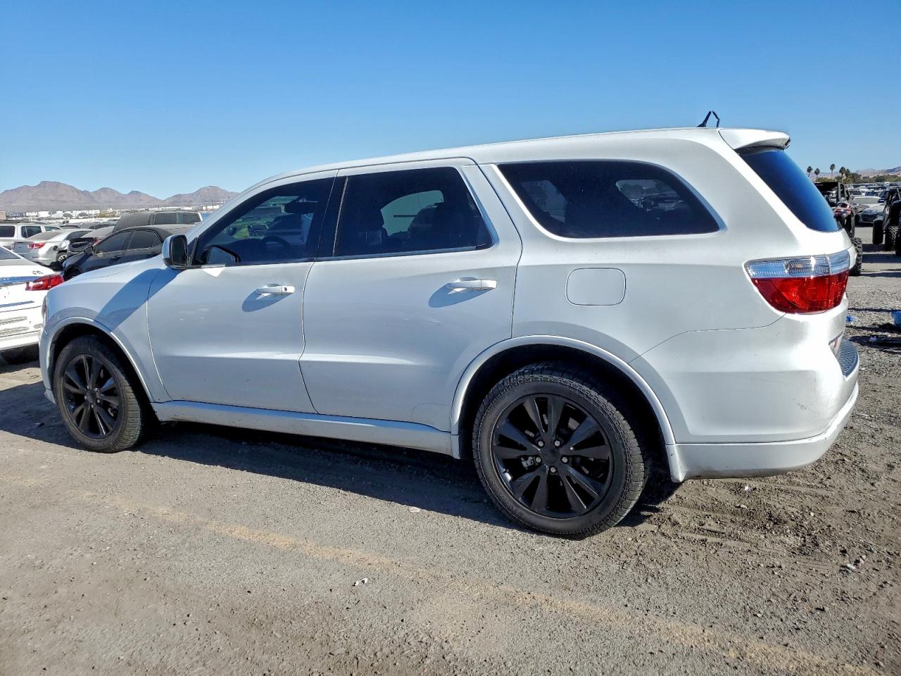 2013 DODGE DURANGO SXT photo 2