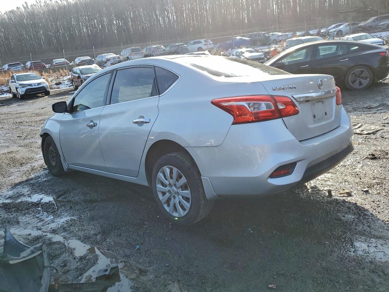 2017 NISSAN SENTRA S photo 2