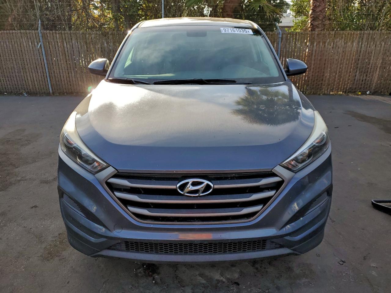 2016 HYUNDAI TUCSON SE photo 5
