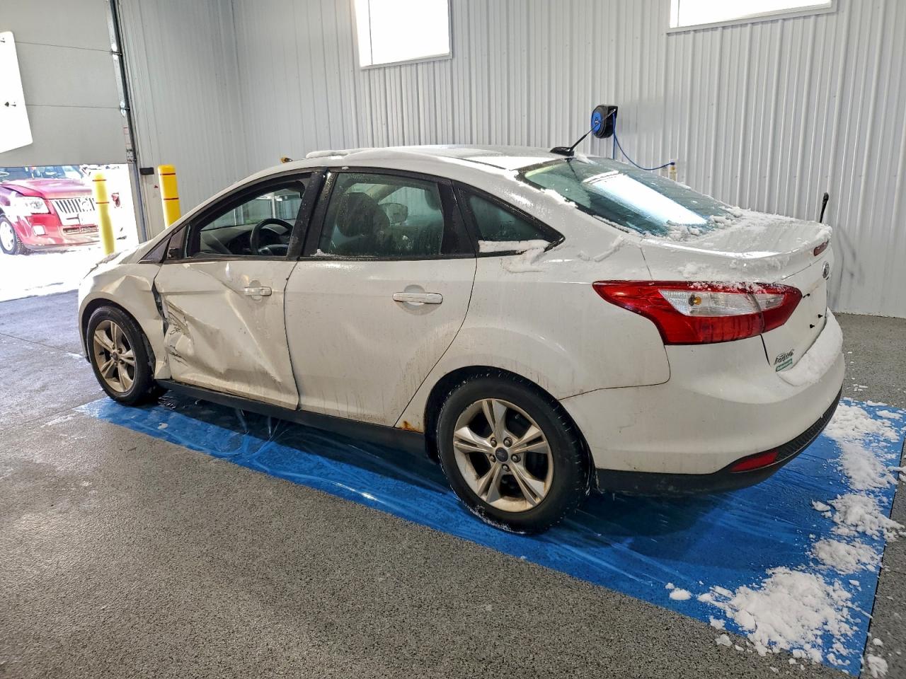 2014 FORD FOCUS SE photo 2