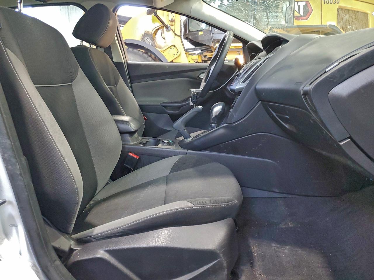 2014 FORD FOCUS SE photo 7