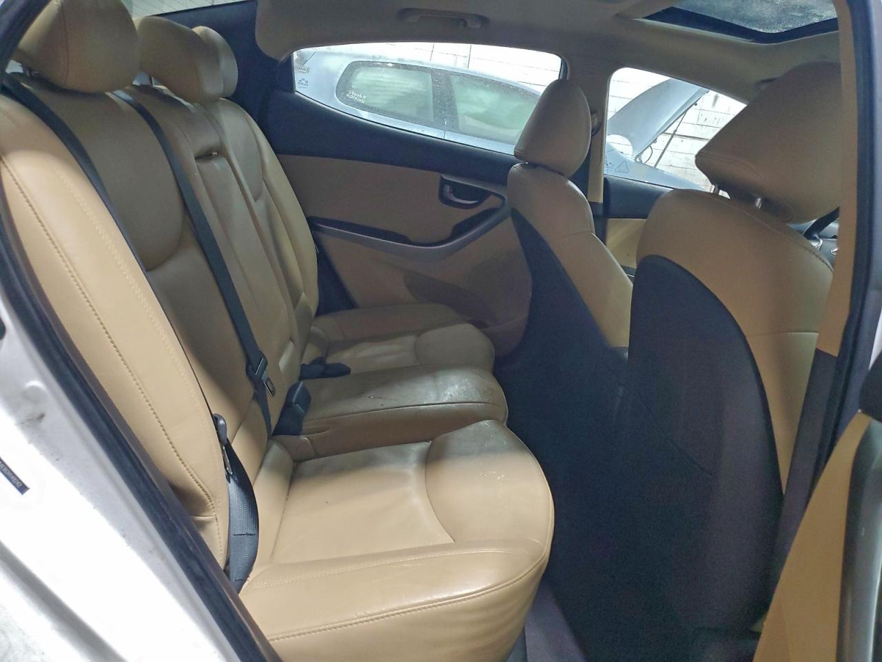 2012 HYUNDAI ELANTRA GLS photo 10
