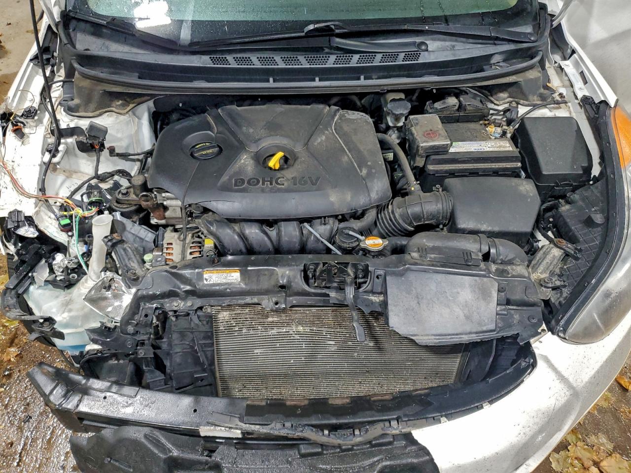 2012 HYUNDAI ELANTRA GLS photo 11