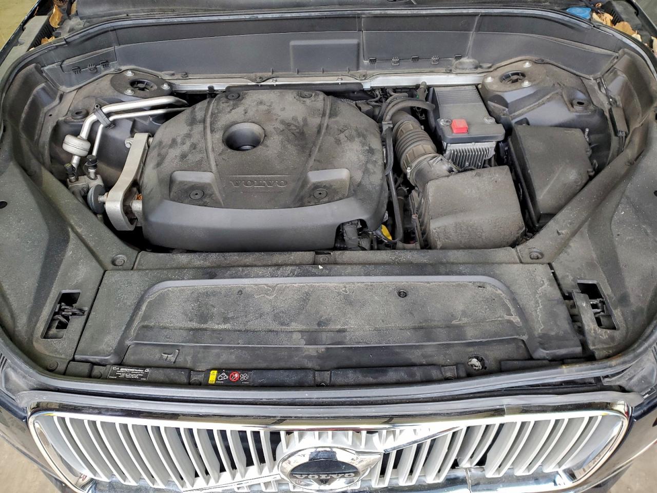 2017 VOLVO XC90 T6 photo 12