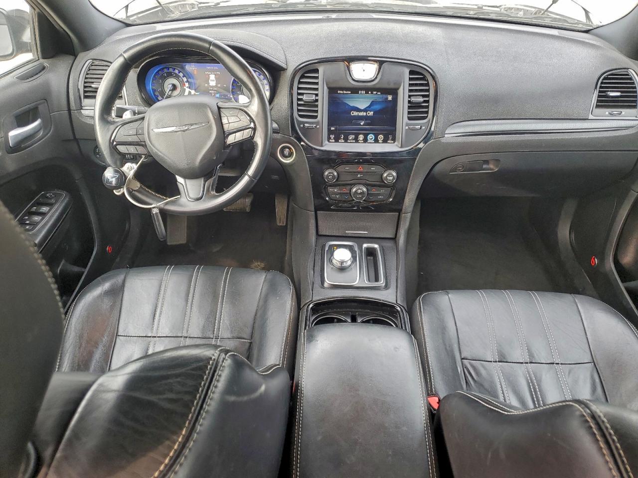 2015 CHRYSLER 300 S photo 8
