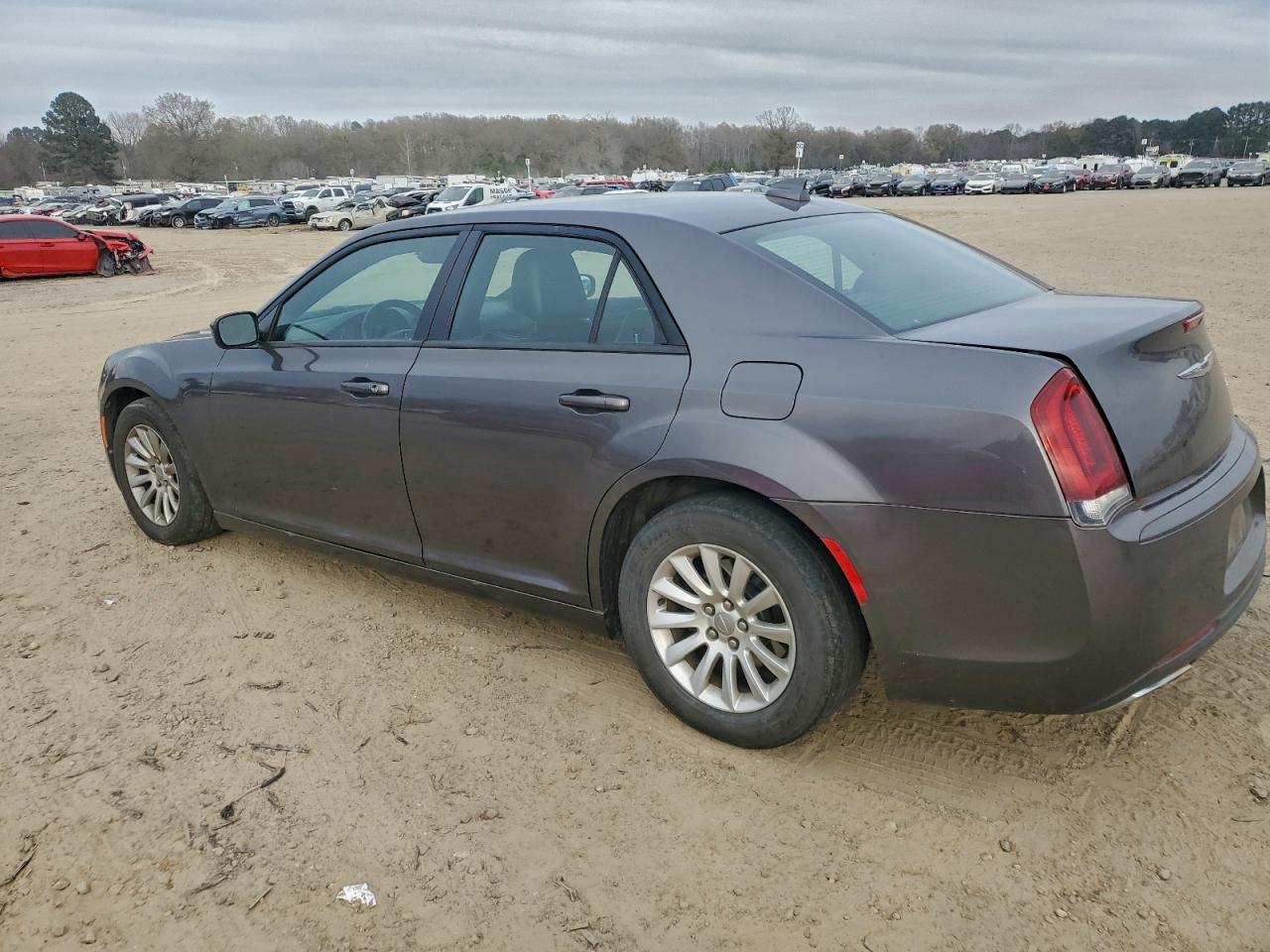 2015 CHRYSLER 300 S photo 2