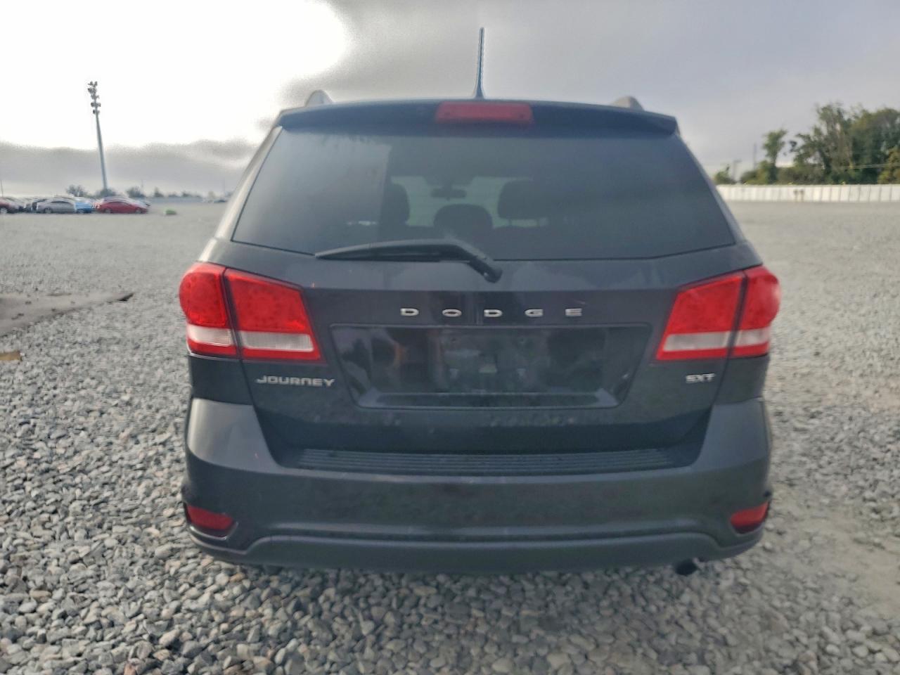 2013 DODGE JOURNEY SXT photo 6