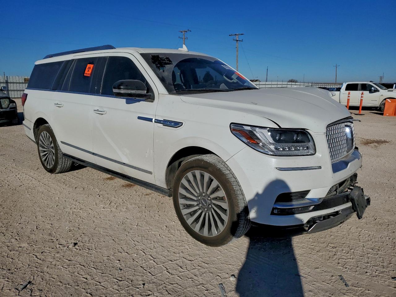 2020 LINCOLN NAVIGATOR L RESERVE photo 4