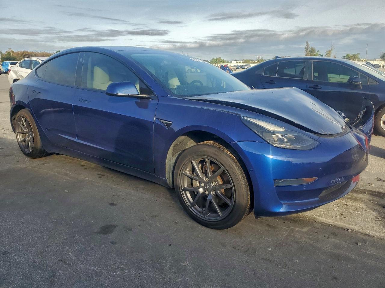 2021 TESLA MODEL 3 photo 4