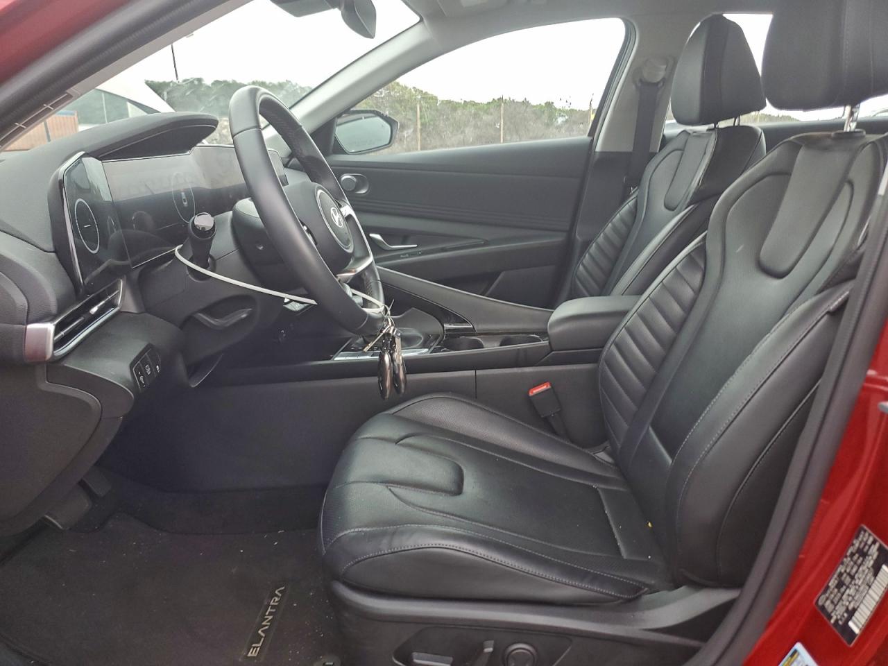 2024 HYUNDAI ELANTRA photo 7