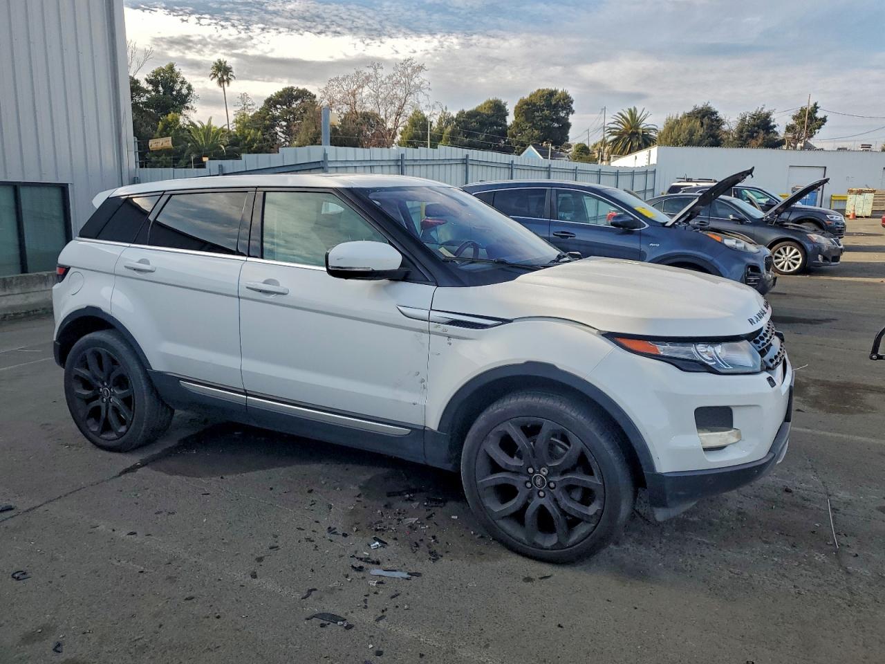 2013 LAND ROVER RANGE ROVER EVOQUE PRESTIGE PREMIUM photo 4