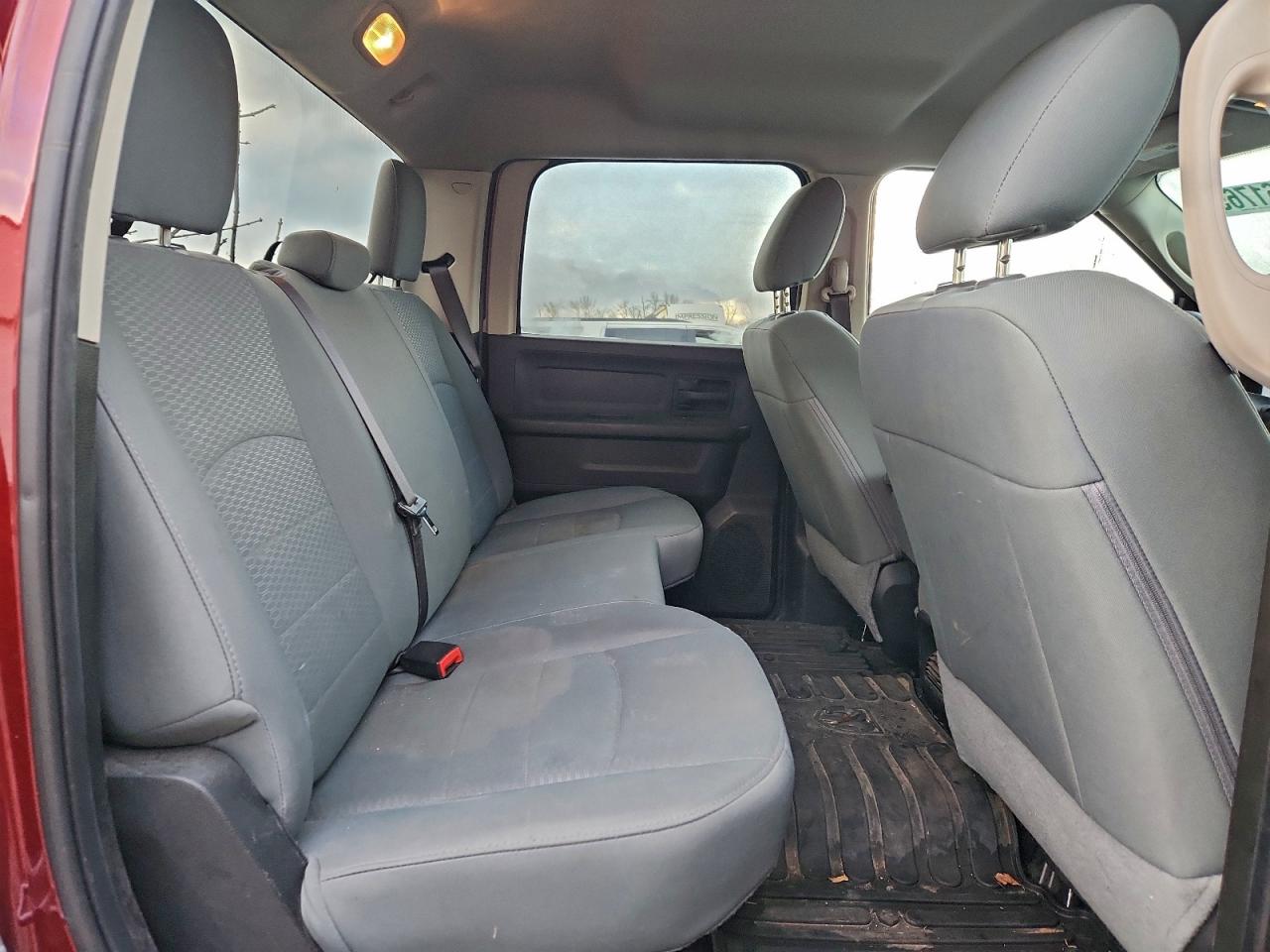 2018 RAM 2500 ST photo 10