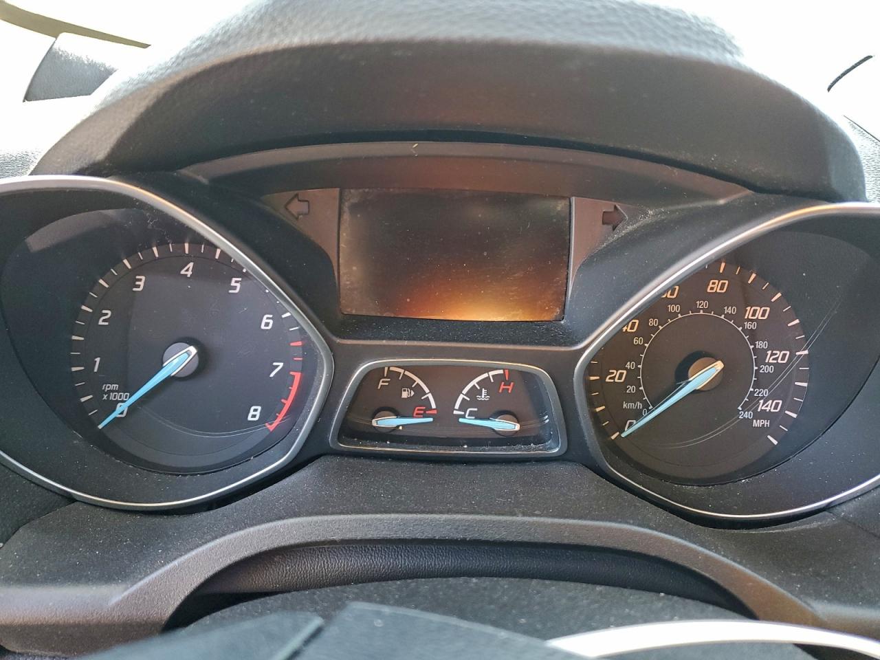 2016 FORD ESCAPE SE photo 9