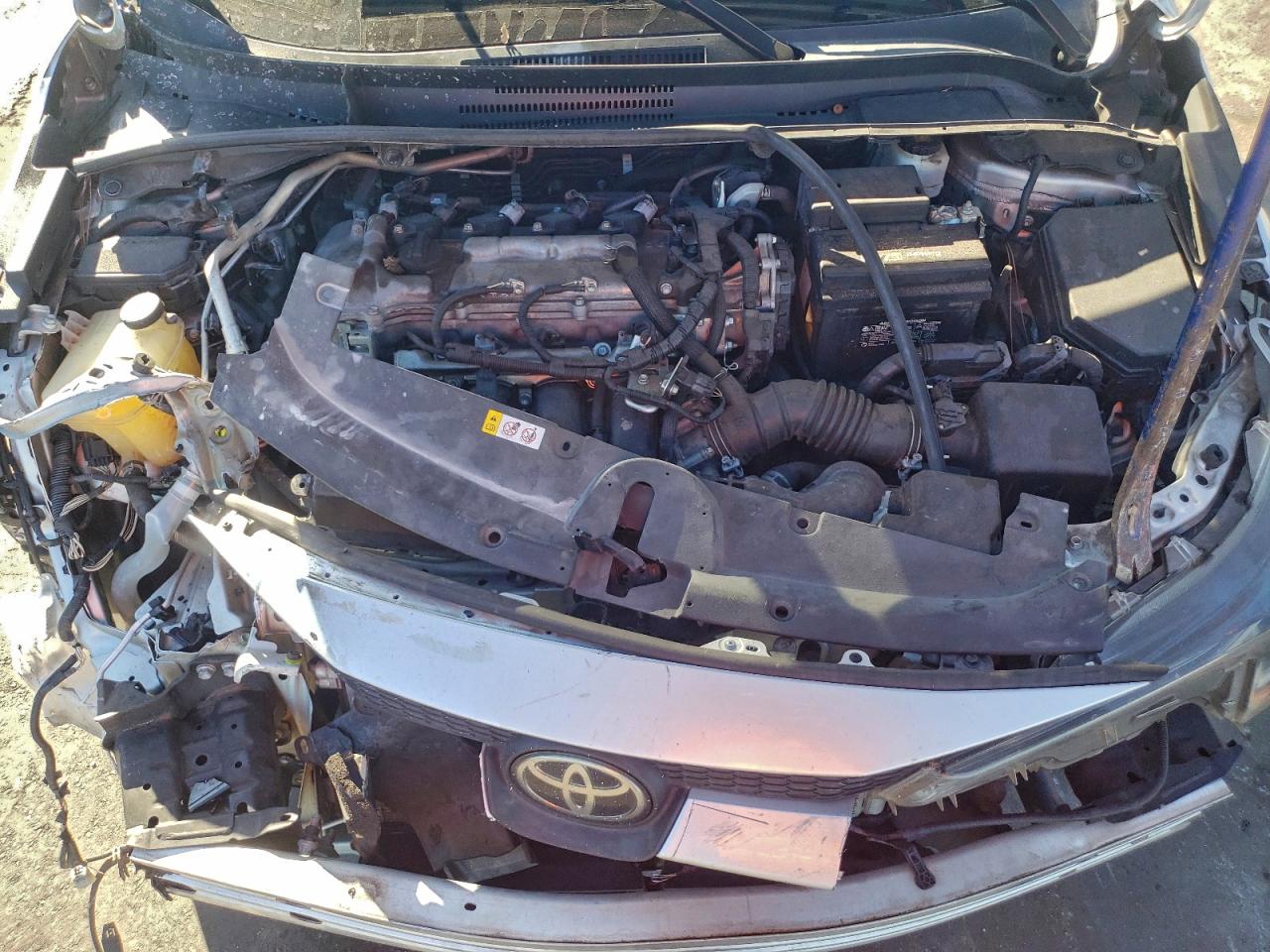 2020 TOYOTA COROLLA LE photo 11