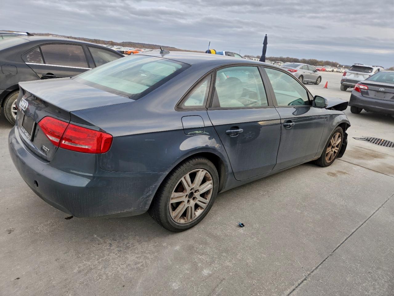 2010 AUDI A4 PREMIUM photo 3