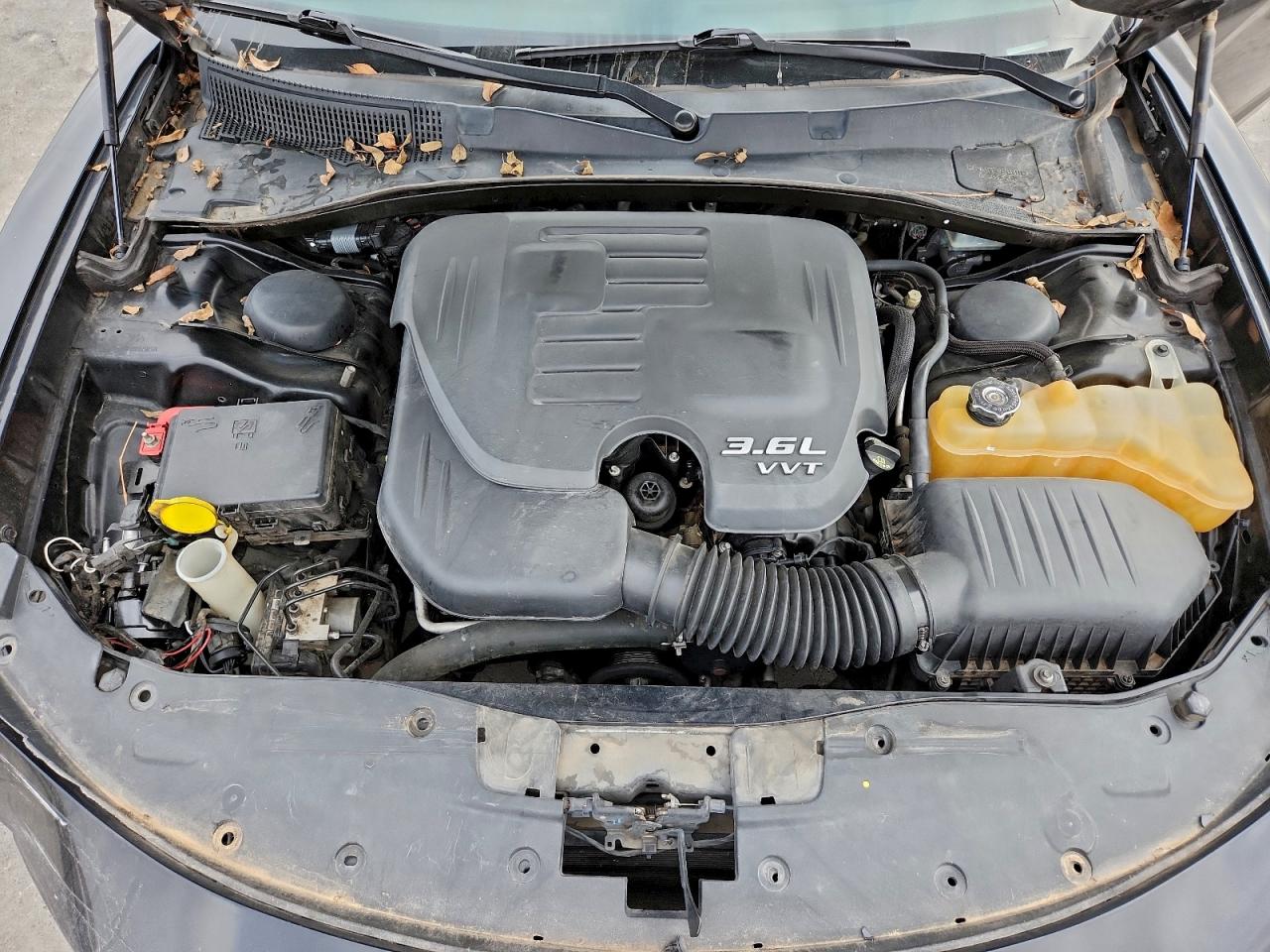 2017 DODGE CHARGER SE photo 11