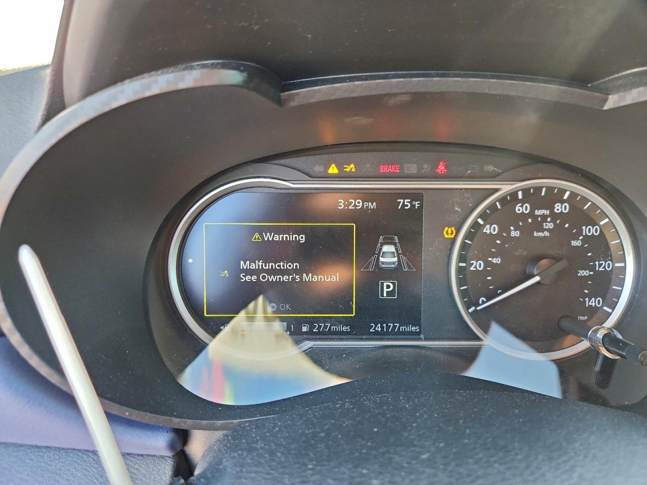 2024 NISSAN VERSA SV photo 9