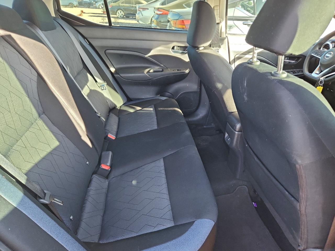 2024 NISSAN VERSA SV photo 10