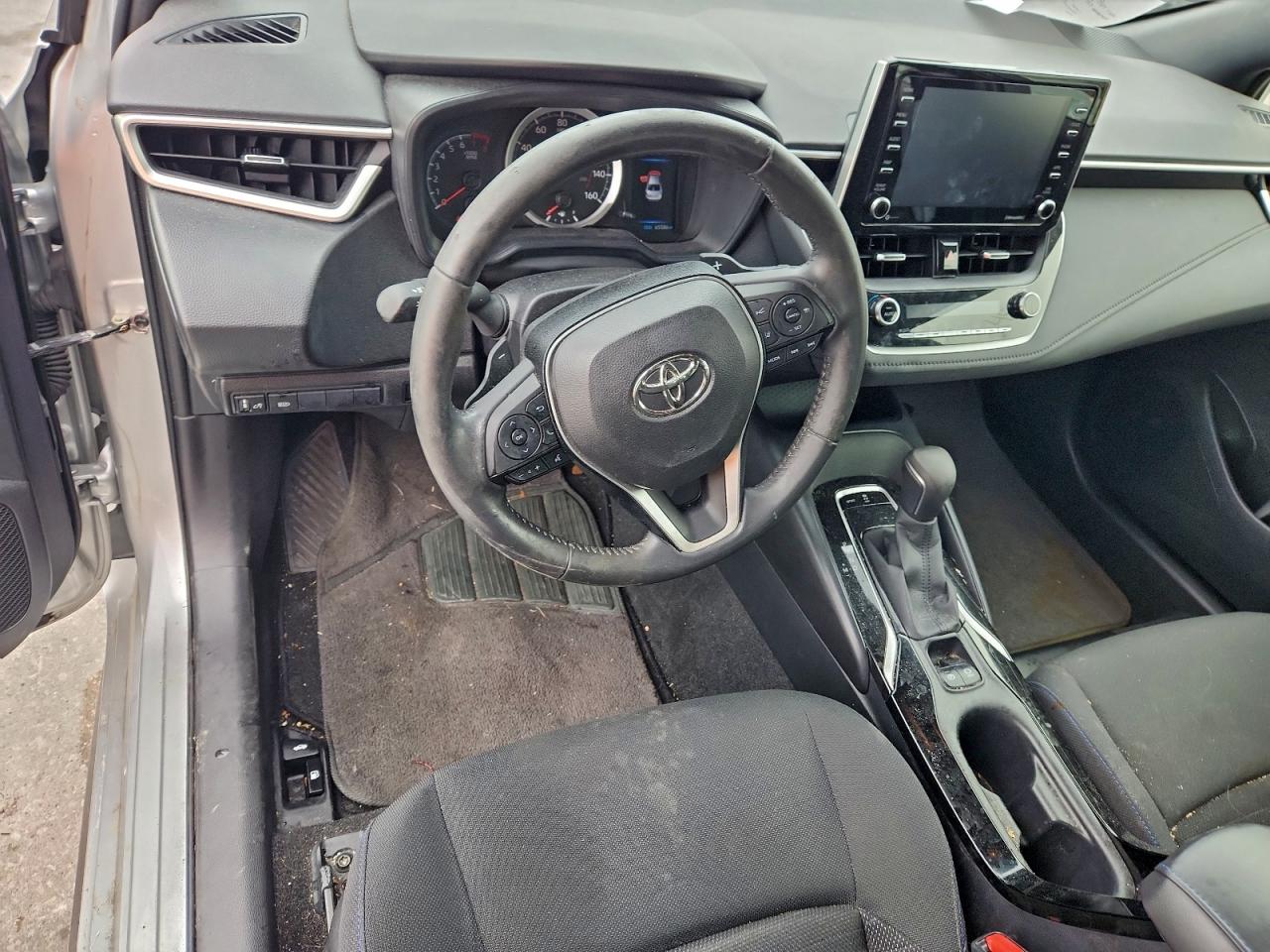 2021 TOYOTA COROLLA SE photo 8