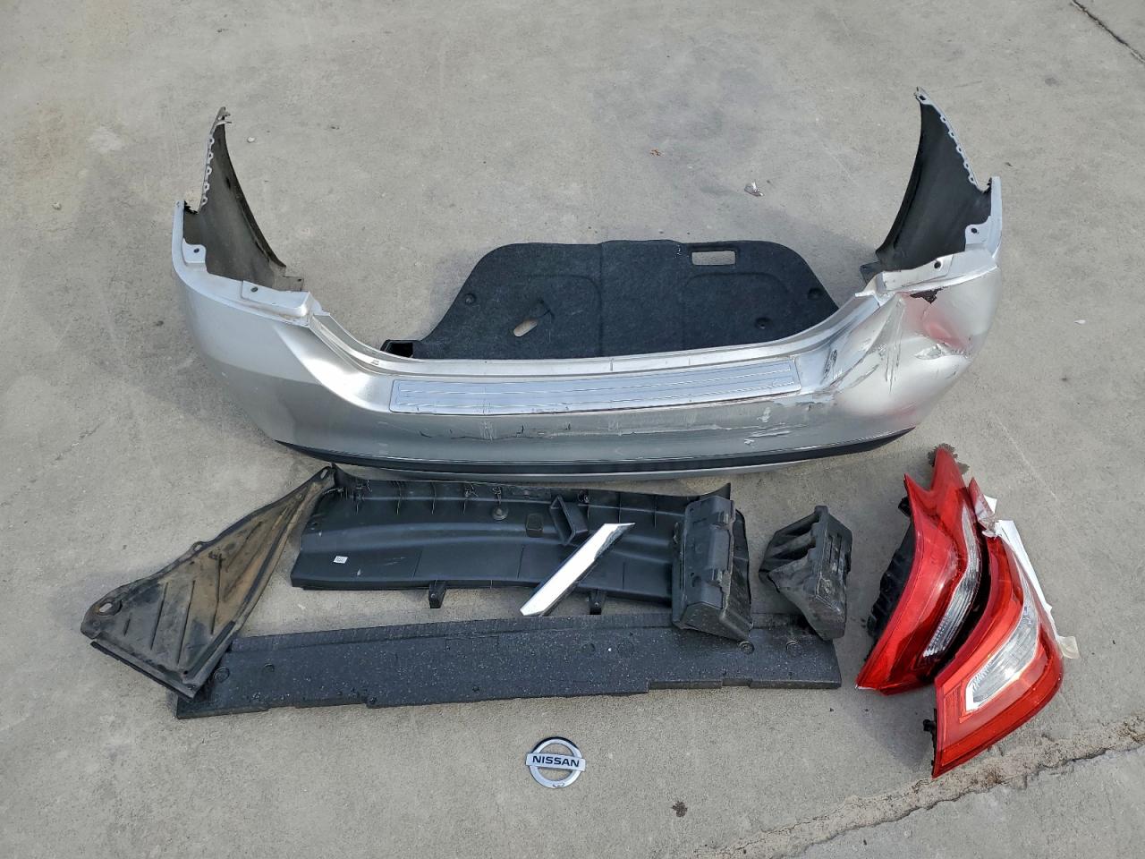 2017 NISSAN ALTIMA 2.5 photo 12