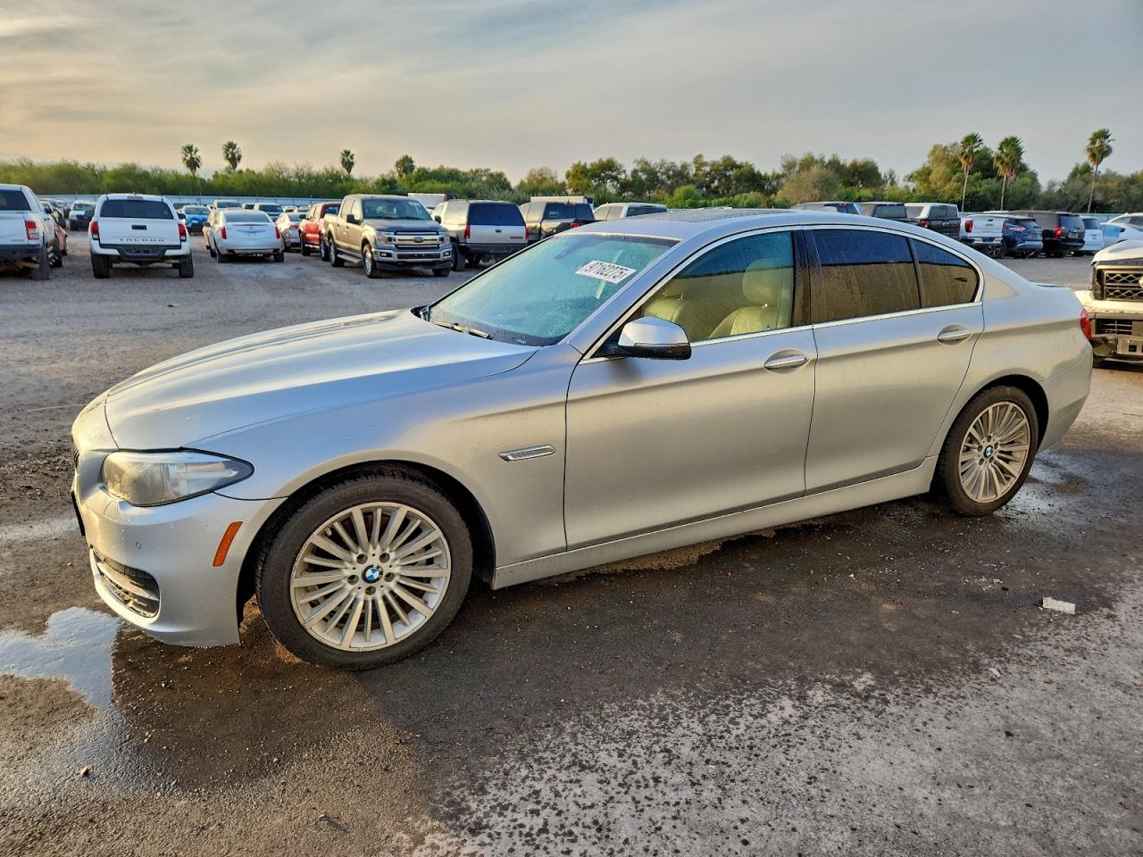 2014 BMW 528 I — MINOR DENT/SCRATCHES damage — photo 1