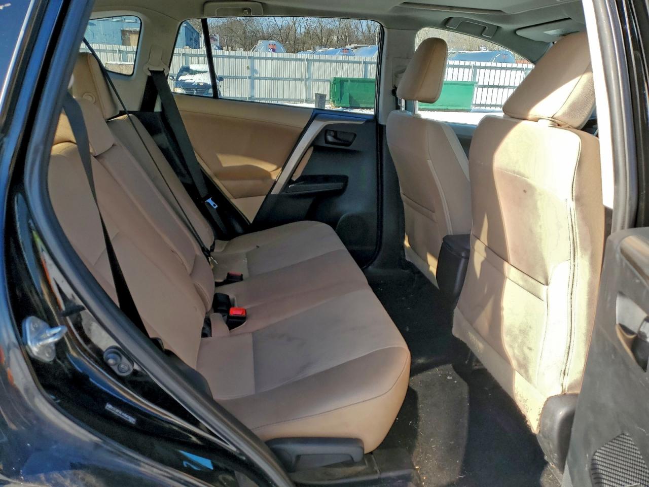 2013 TOYOTA RAV4 XLE photo 11