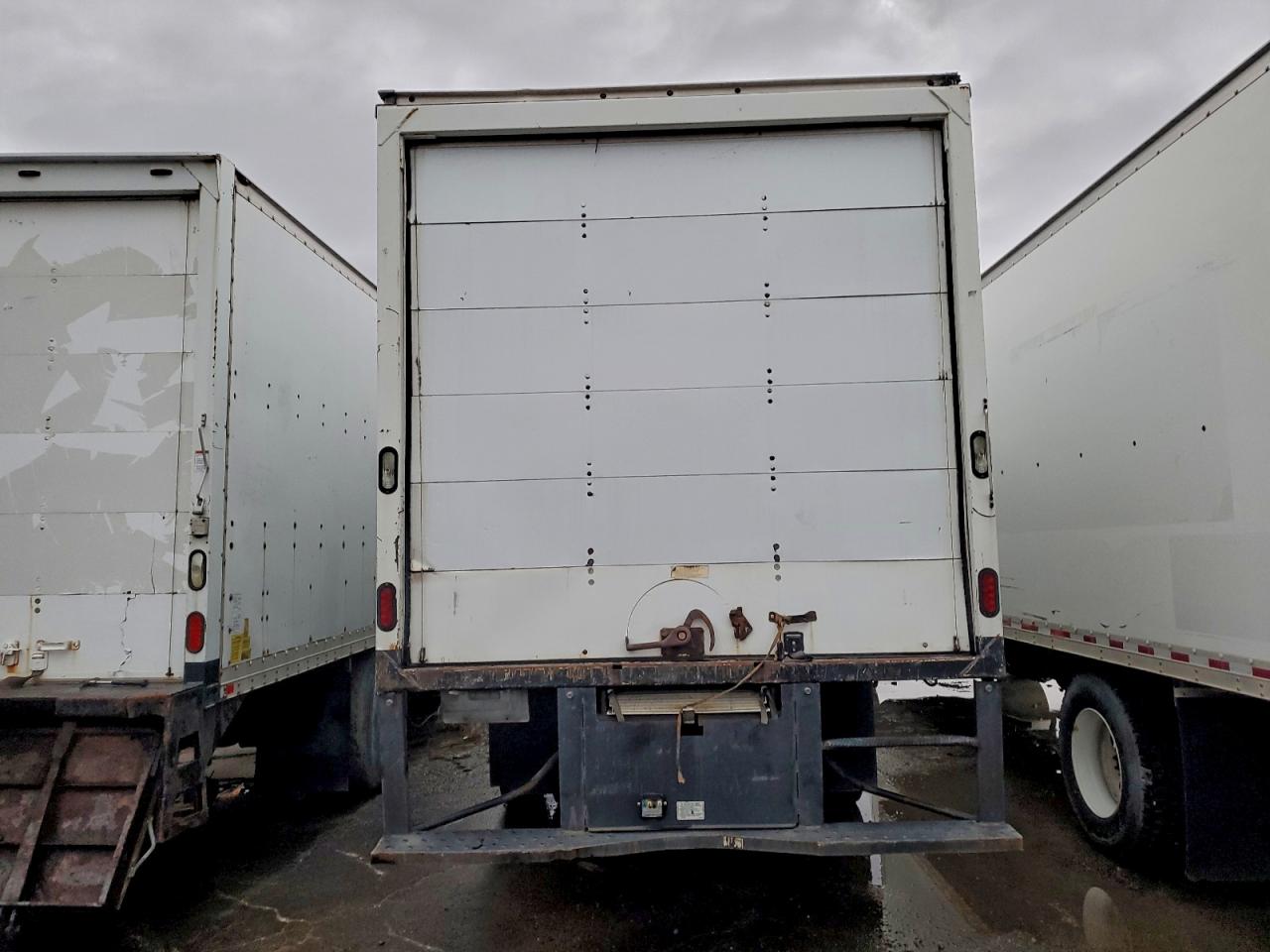 2017 FREIGHTLINER BUSINESS CLASS M2 BOX TRUCK photo 6