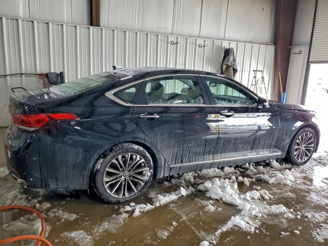 2015 HYUNDAI GENESIS 3.8L photo 3