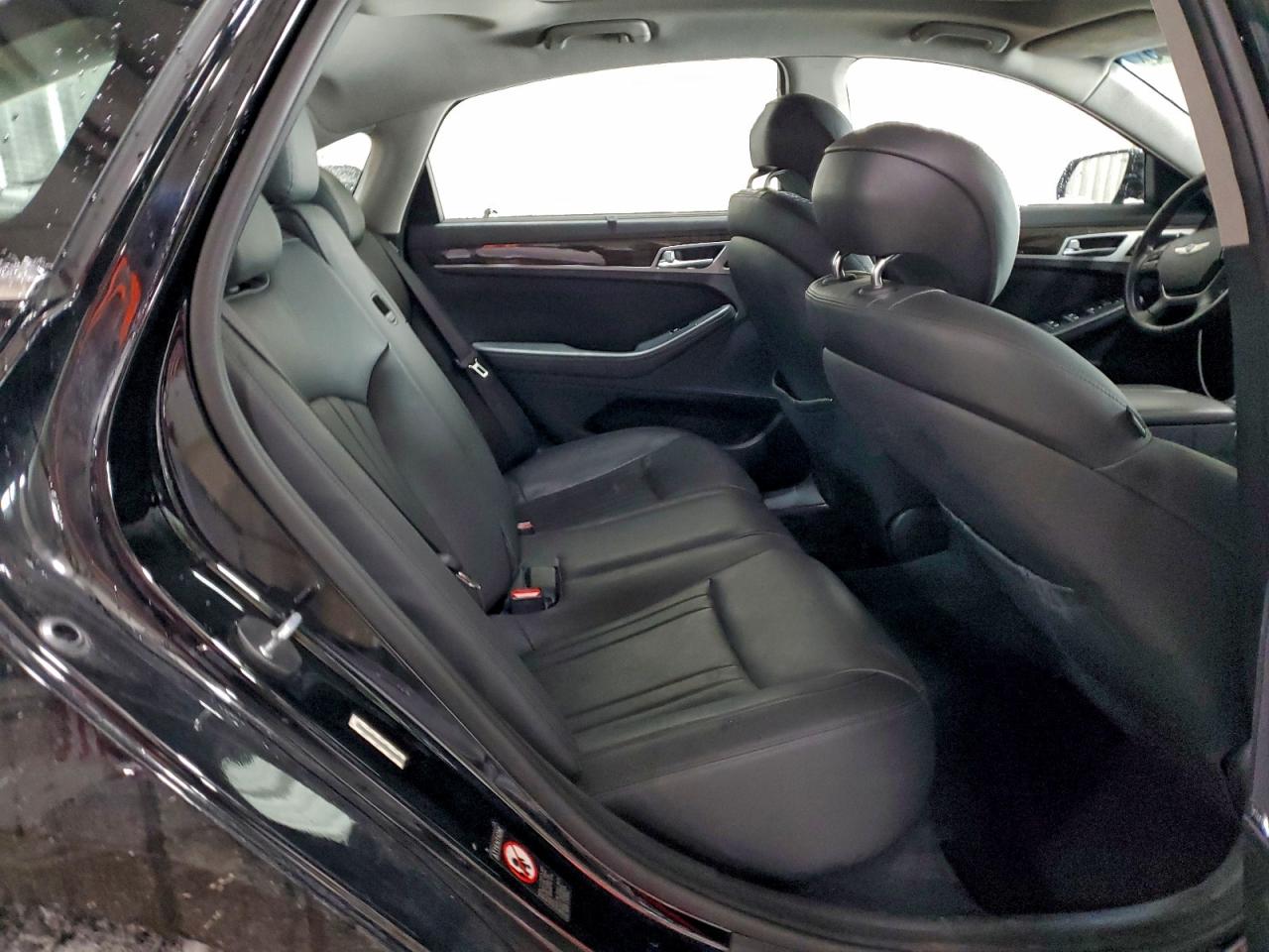 2015 HYUNDAI GENESIS 3.8L photo 10