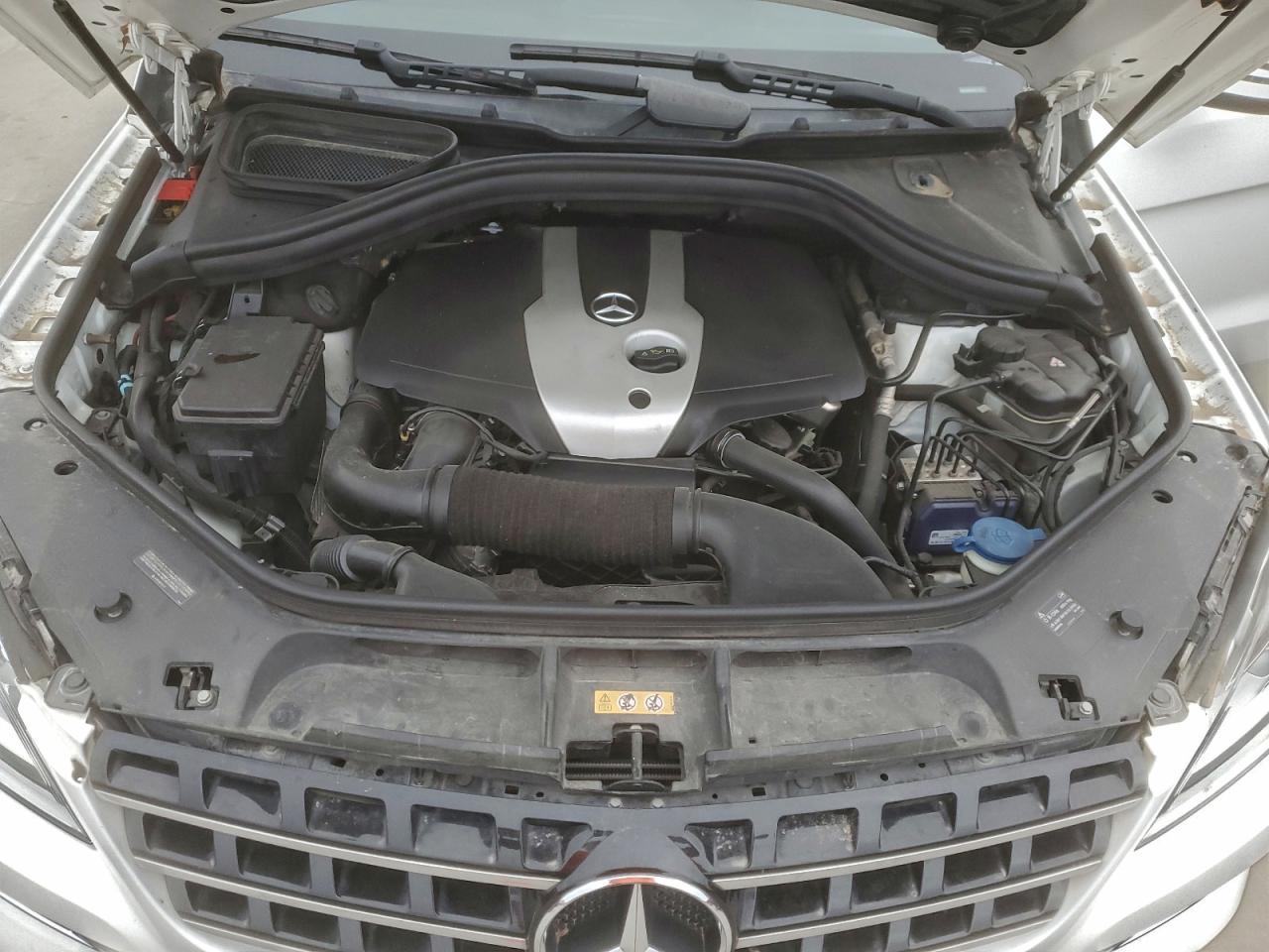 2015 MERCEDES-BENZ ML 250 BLUETEC photo 34