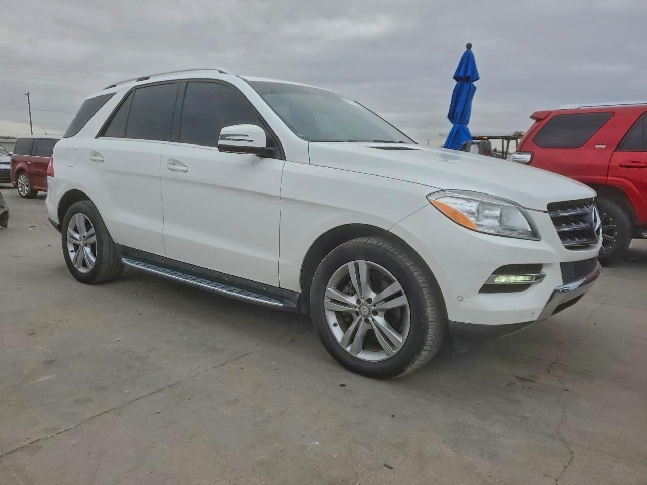 2015 MERCEDES-BENZ ML 250 BLUETEC photo 10