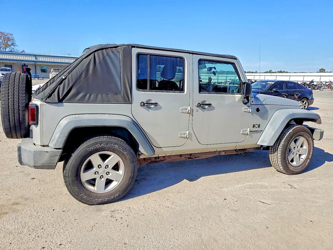 2007 JEEP WRANGLER X photo 3