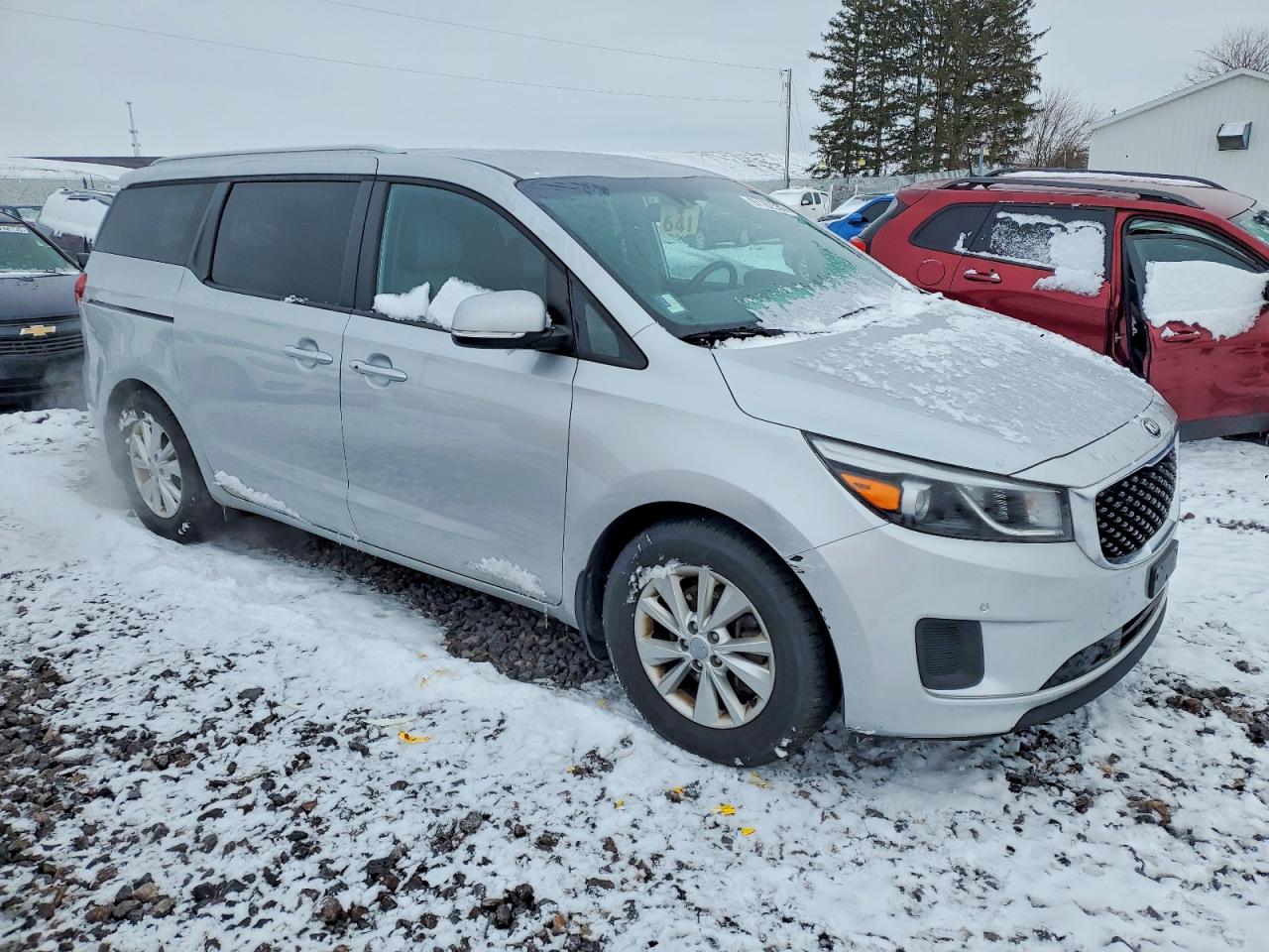 2018 KIA SEDONA LX photo 4
