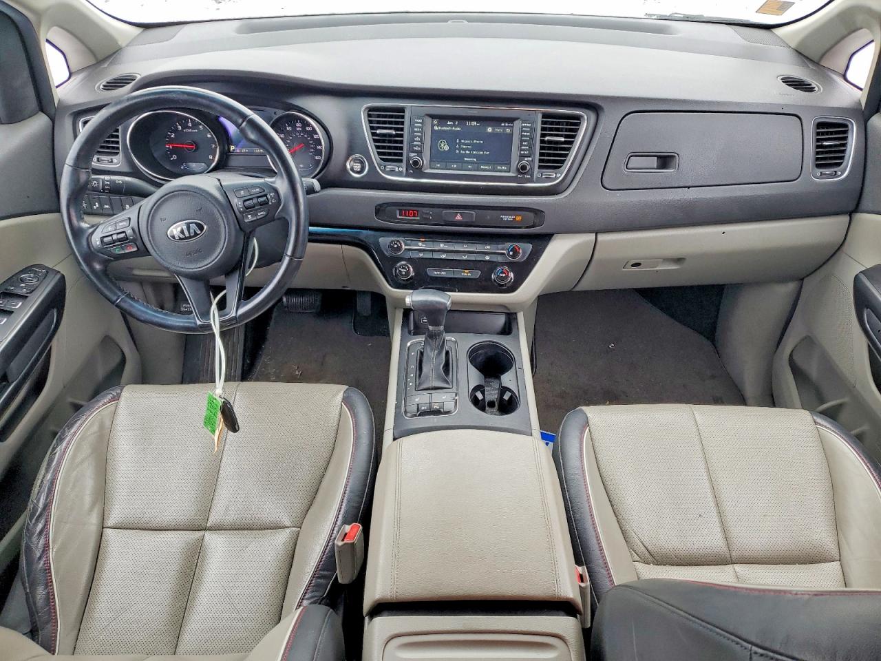 2018 KIA SEDONA LX photo 8