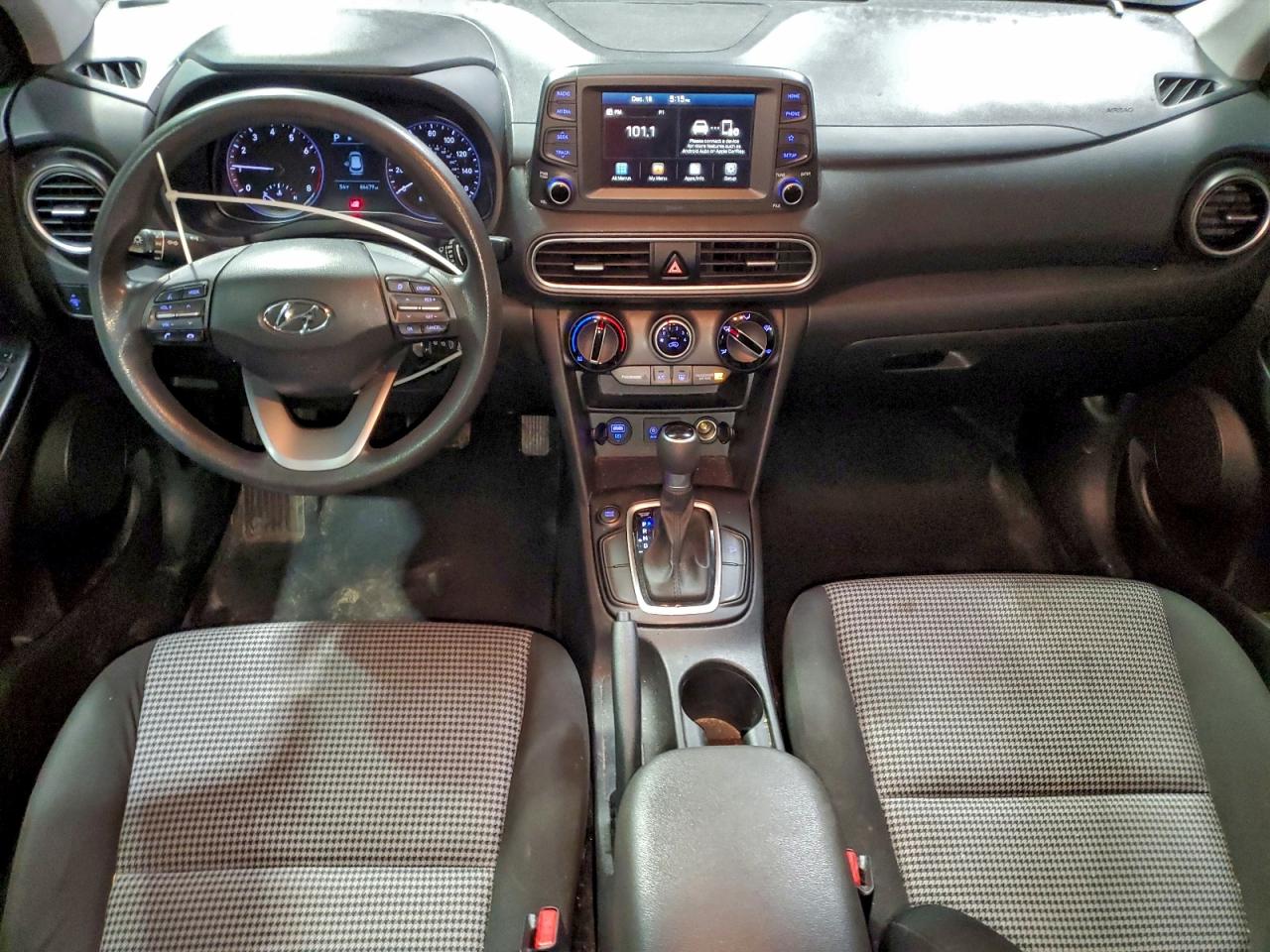 2020 HYUNDAI KONA SE photo 8