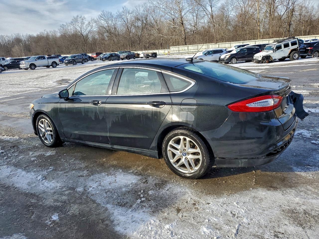 2013 FORD FUSION SE photo 2
