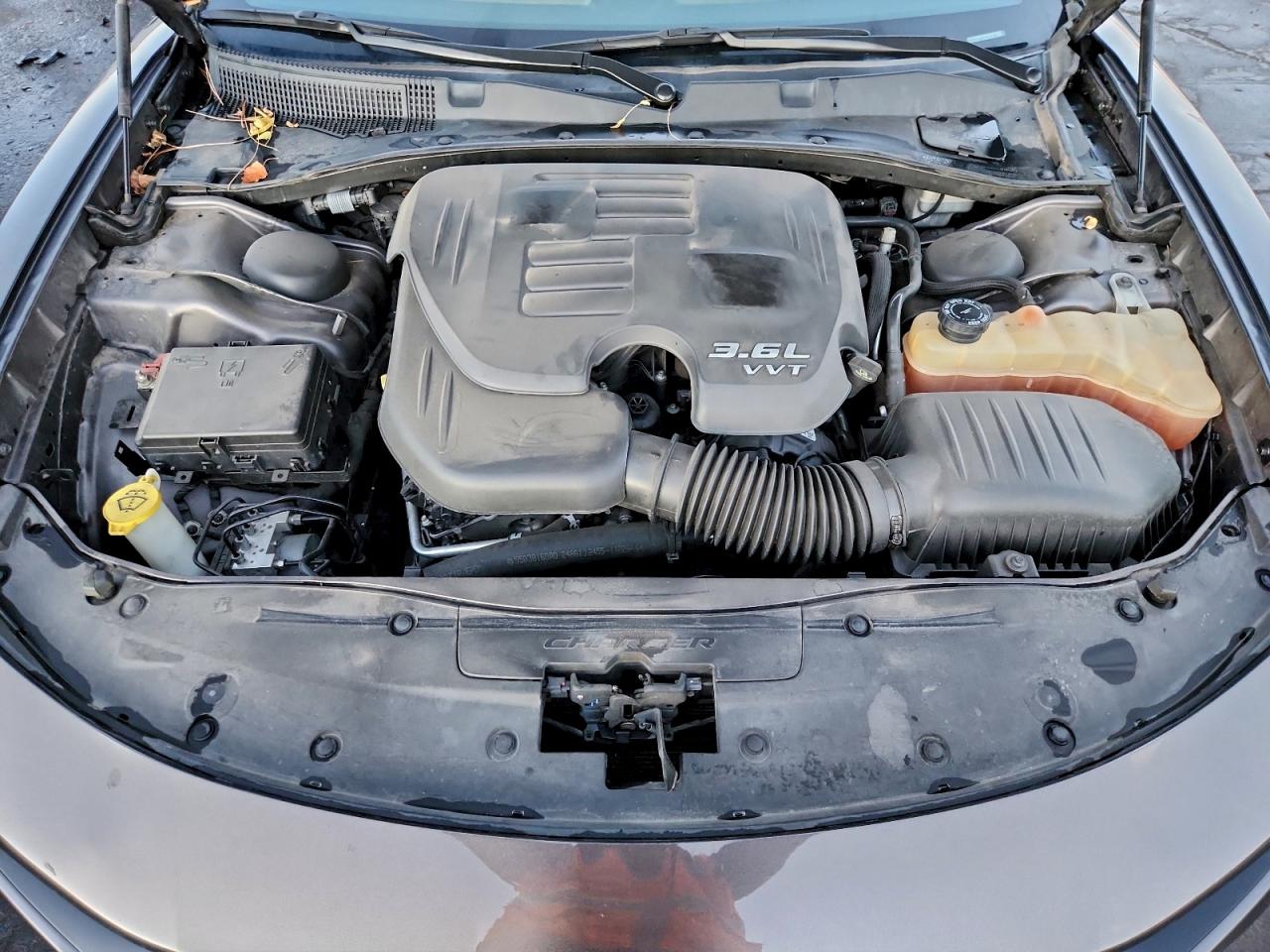 2015 DODGE CHARGER SXT photo 11