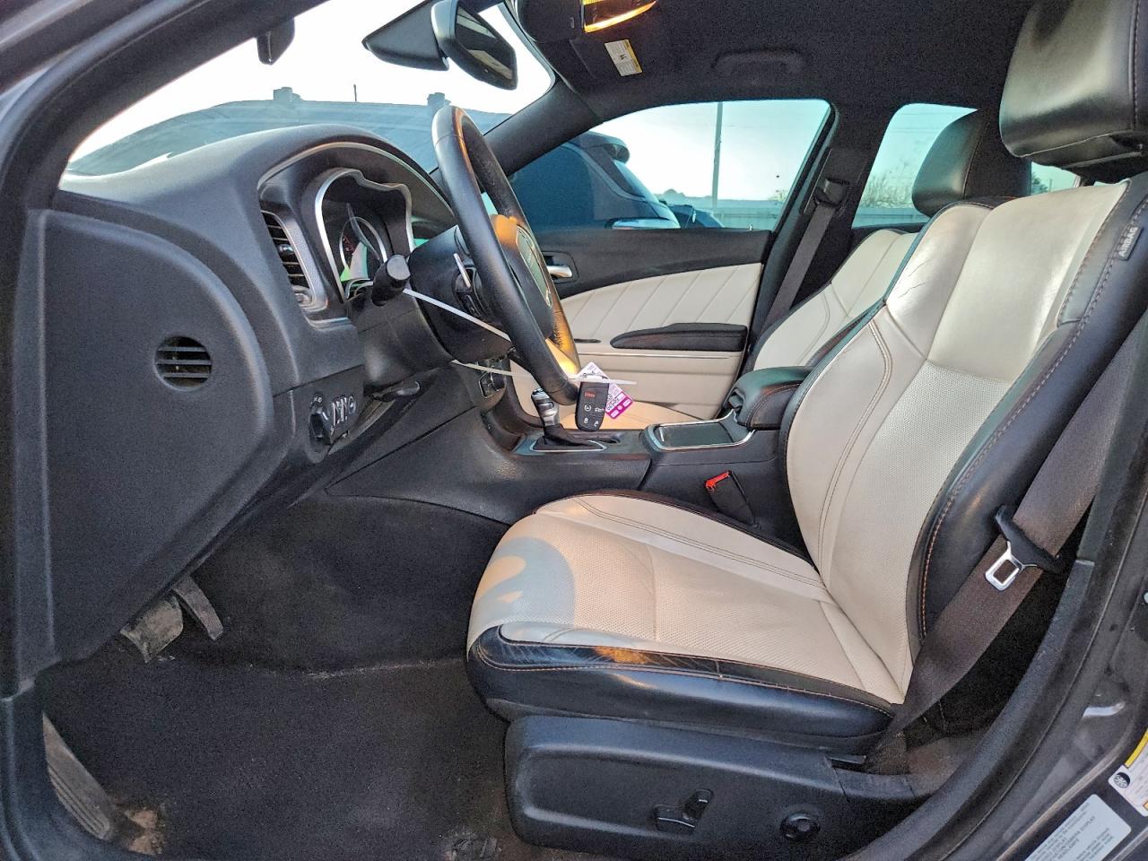 2015 DODGE CHARGER SXT photo 7