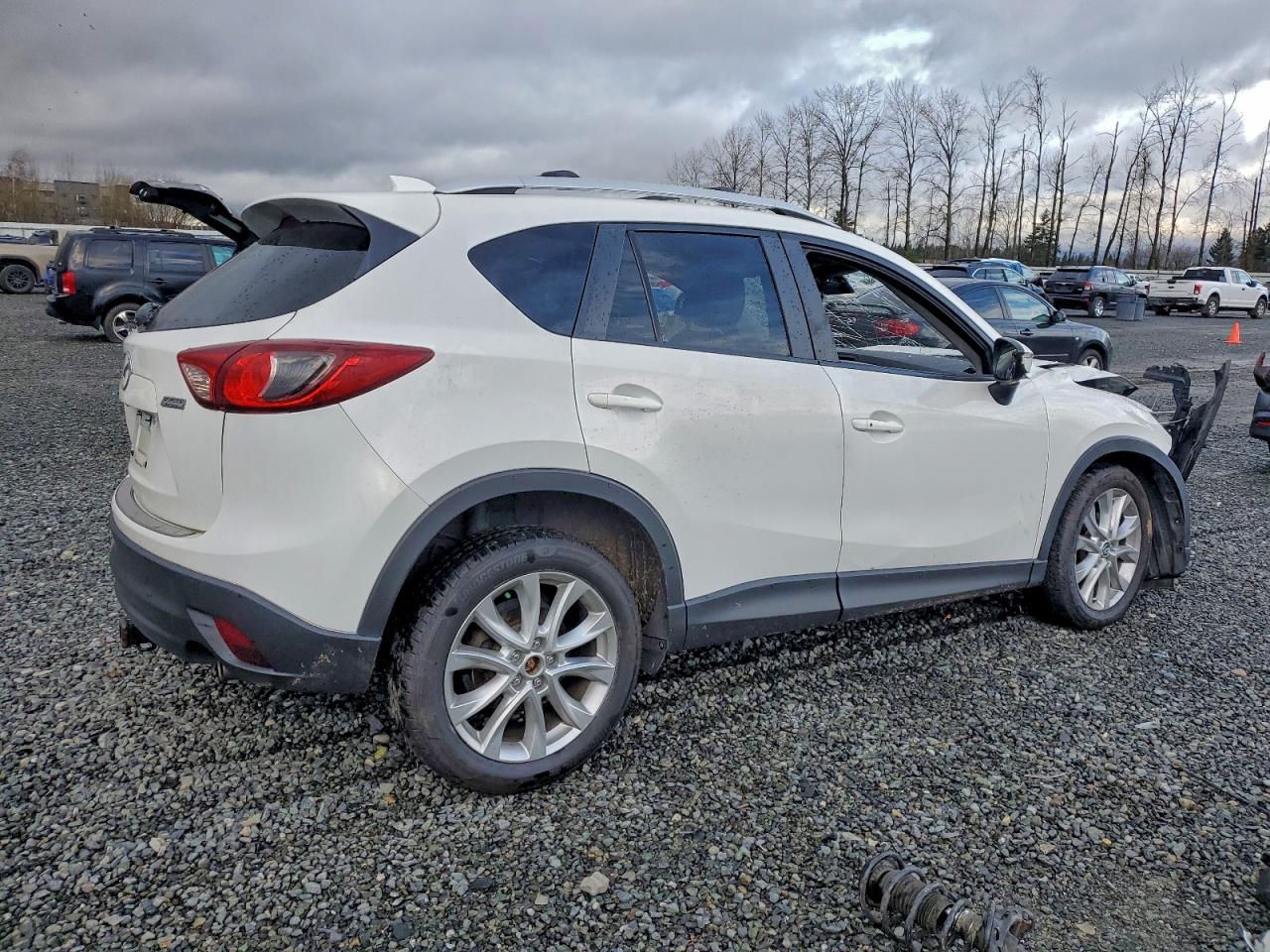2015 MAZDA CX-5 GT photo 3