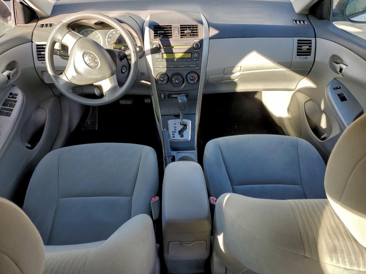 2010 TOYOTA COROLLA BASE photo 8