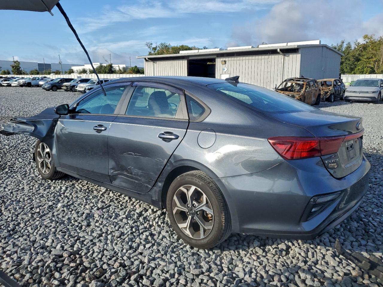 2019 KIA FORTE FE photo 3
