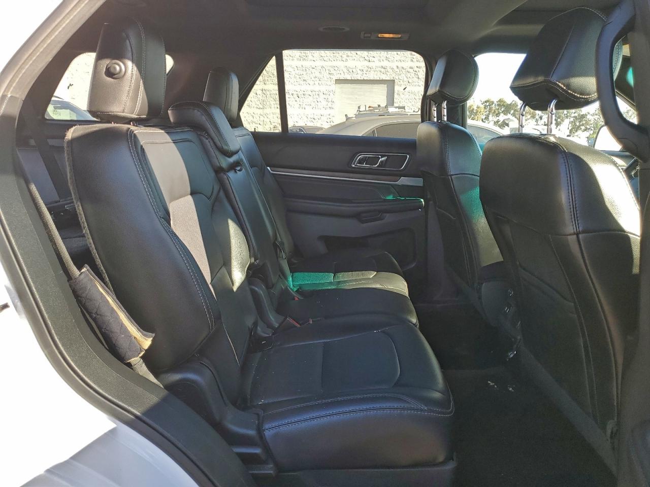 2017 FORD EXPLORER LIMITED photo 28