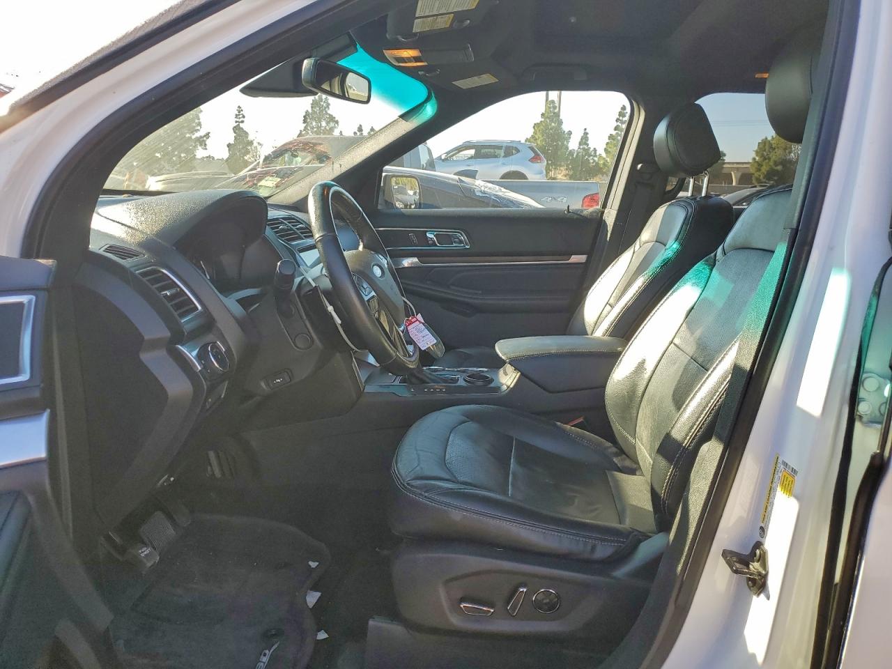2017 FORD EXPLORER LIMITED photo 19