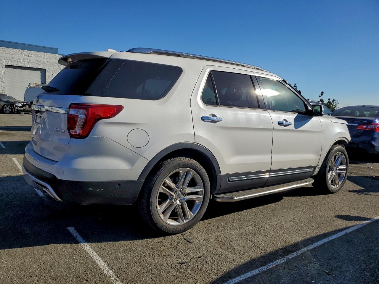 2017 FORD EXPLORER LIMITED photo 7