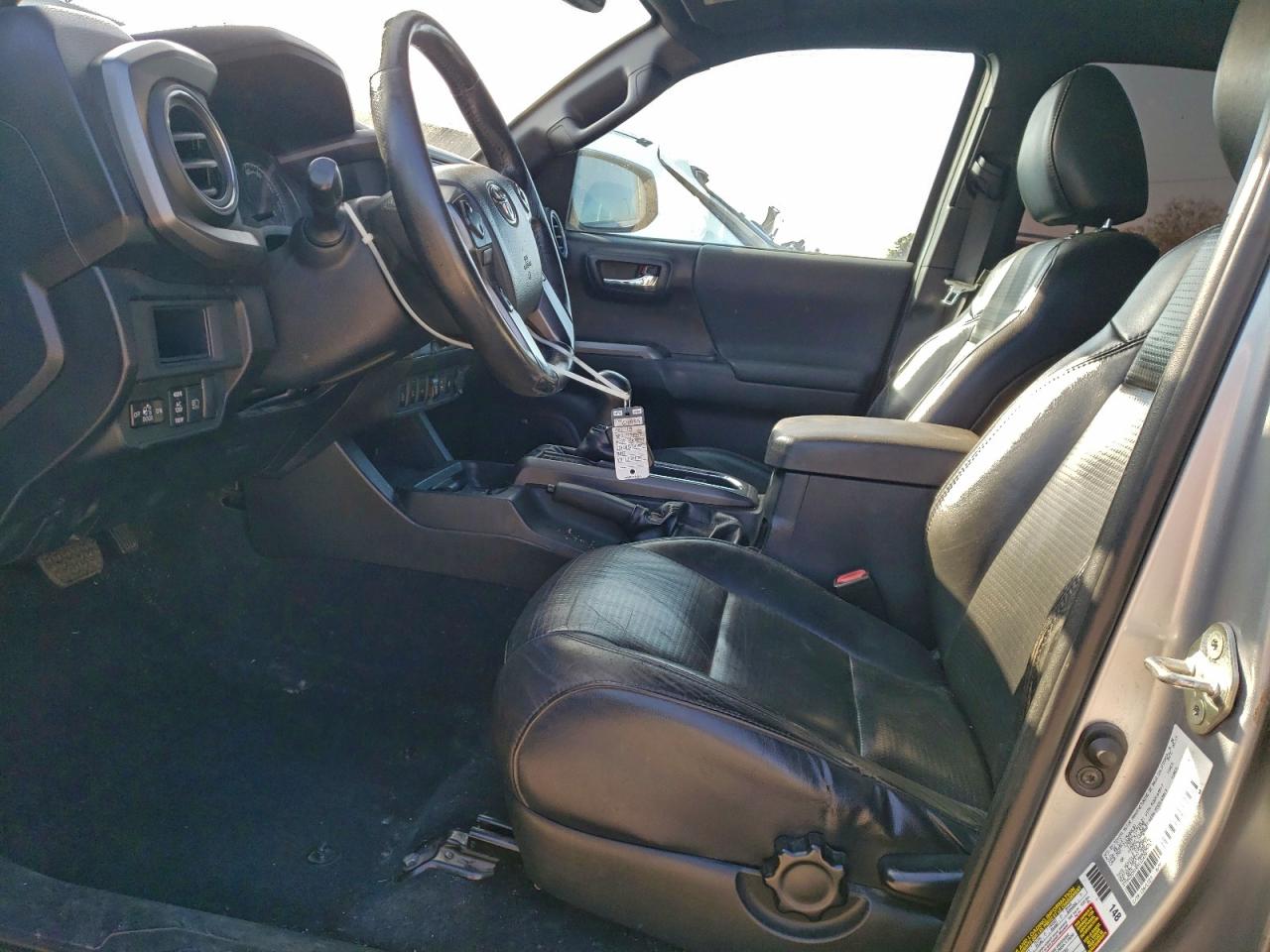 2019 TOYOTA TACOMA DOUBLE CAB photo 25