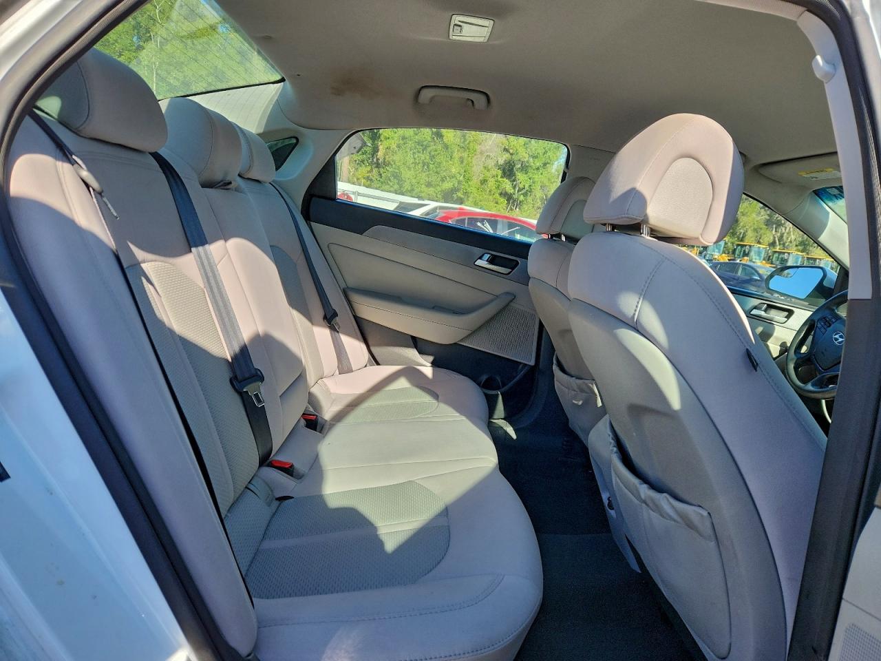 2015 HYUNDAI SONATA SE photo 10