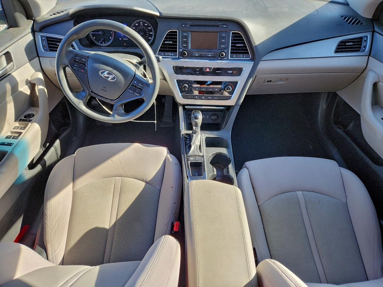 2015 HYUNDAI SONATA SE photo 8